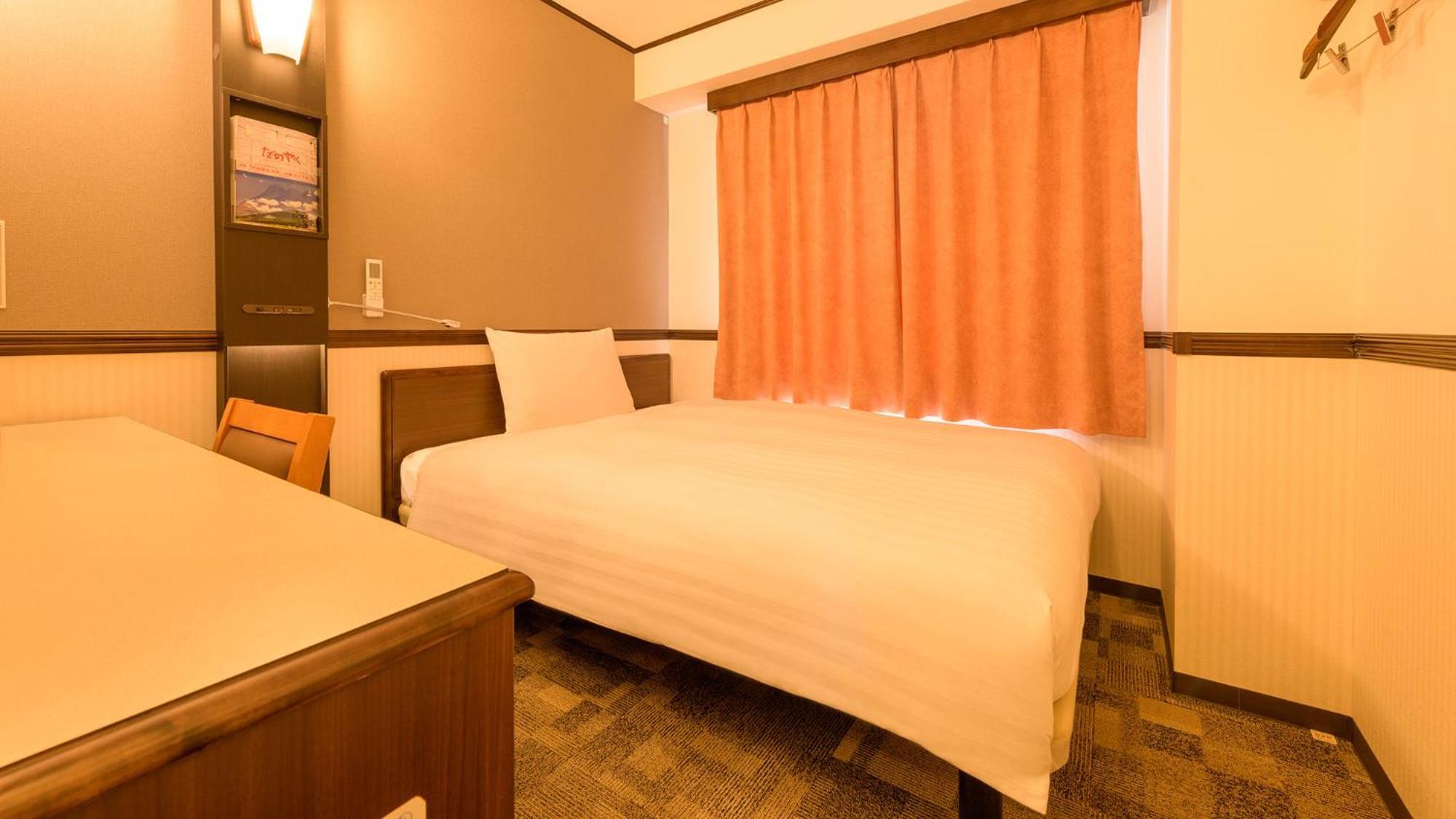 Toyoko Inn Fukushima Eki Nishi Guchi Zimmer foto